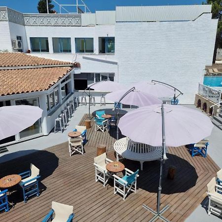 Nereus Hotel Paphos ภายนอก รูปภาพ