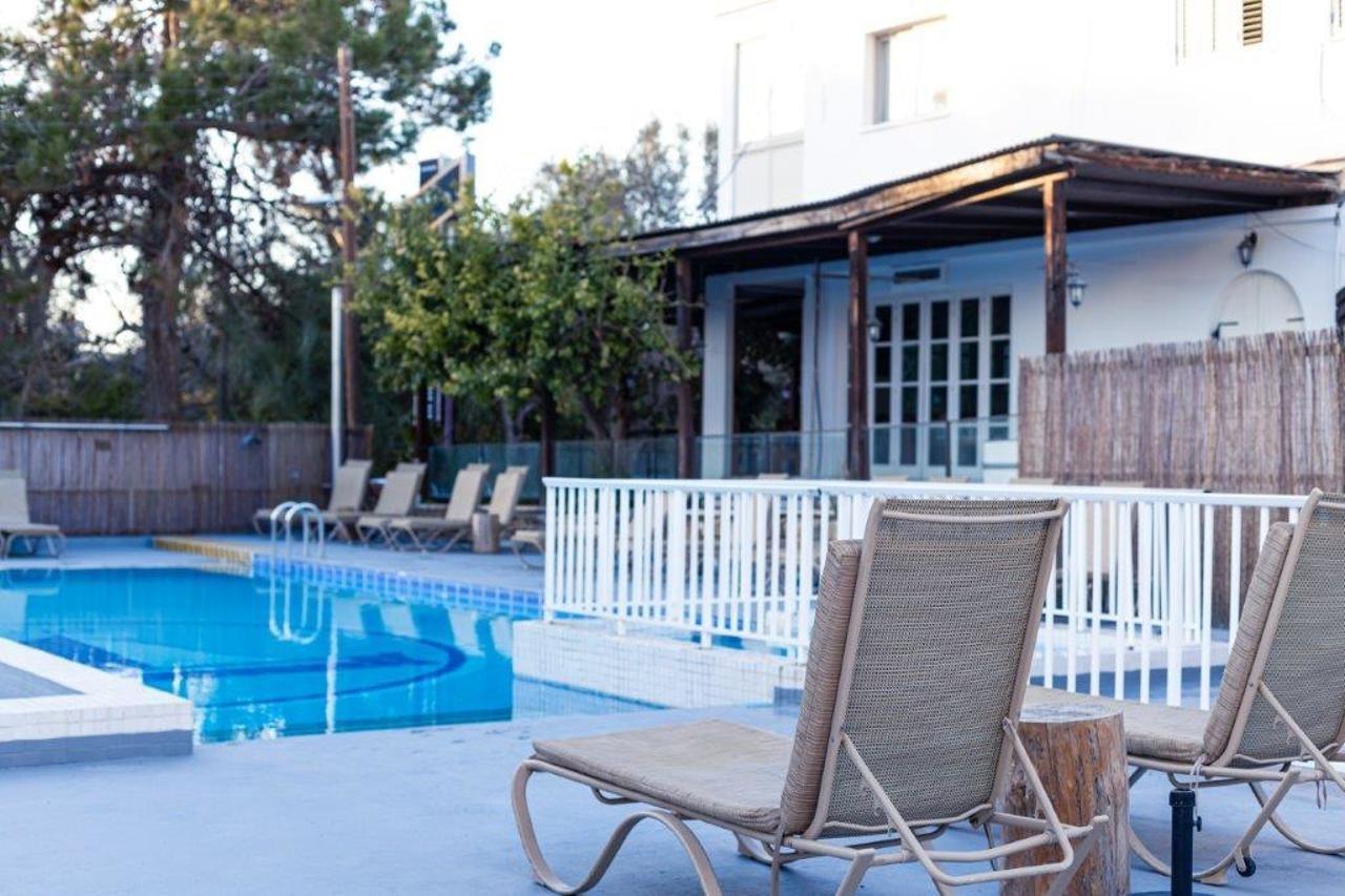 Nereus Hotel Paphos ภายนอก รูปภาพ