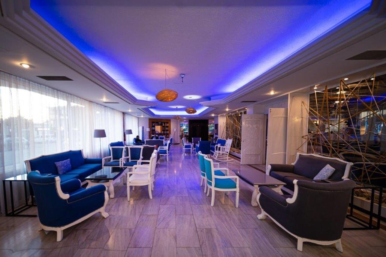 Nereus Hotel Paphos ภายนอก รูปภาพ