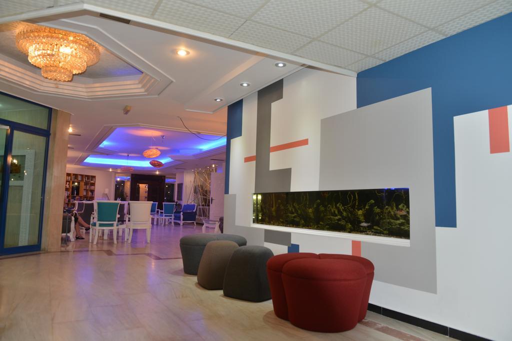 Nereus Hotel Paphos ภายนอก รูปภาพ