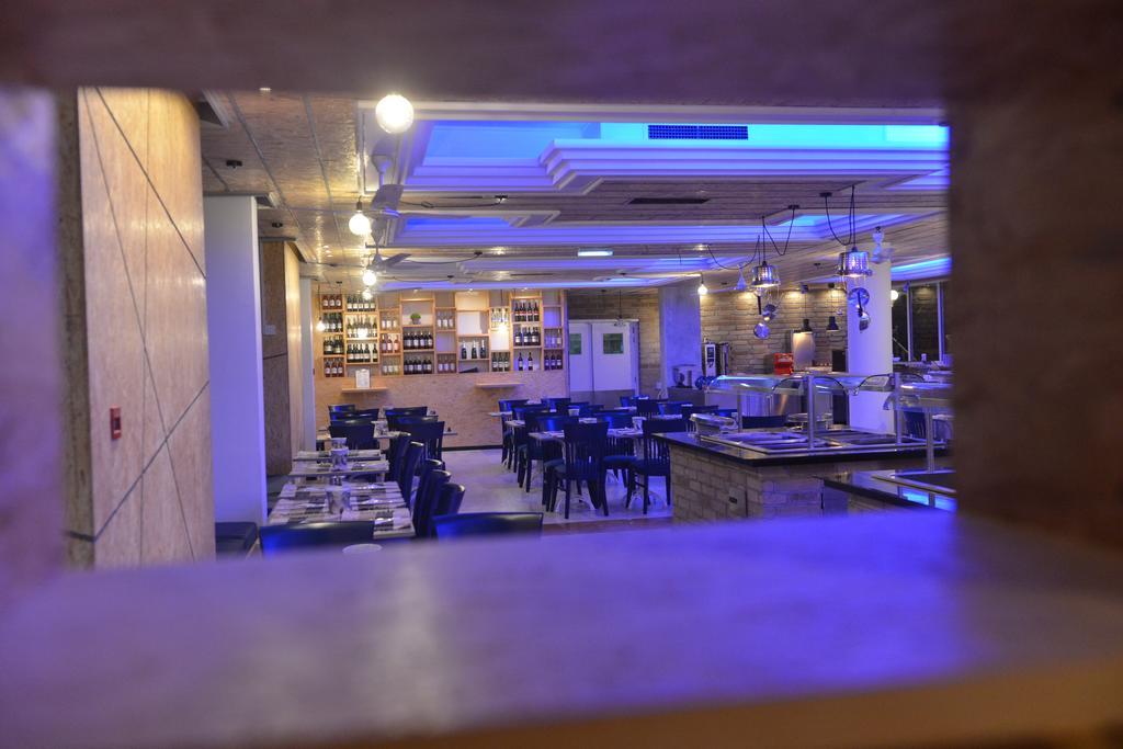 Nereus Hotel Paphos ภายนอก รูปภาพ